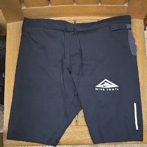 Nike Trail Lava Loops Half Tights Black Athletic Shorts